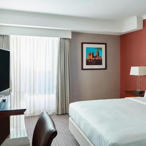 Deluxe King or Twin Room