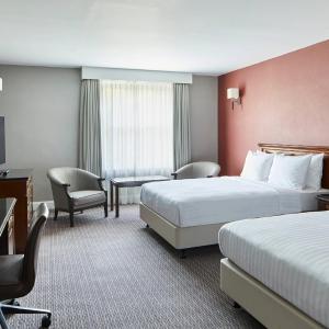 Deluxe Family Room with Two Double Beds