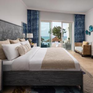 East Bay Beachfront Swim-up Butler Suite with Patio Tranquility Soaking Tub