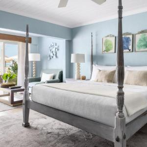 Caribbean Beach front Grande Luxe Walkout Club Level Room