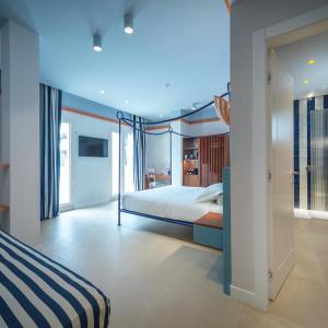 Family Suite with Balcony