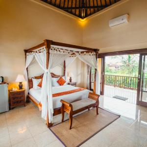 Double or Twin Room with View