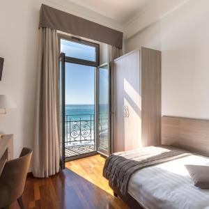 Standard Single Room with Sea View