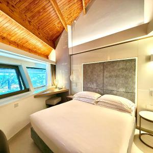 Deluxe Double Room with Sea View