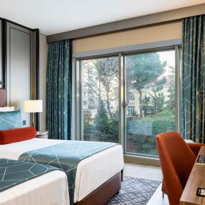 Deluxe City View Room