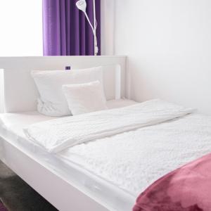 Single Room with Private Bathroom