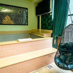 Flamingo Pool Room
