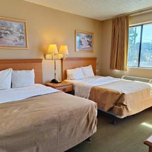 Double Room with Two Double Beds - Non-Smoking