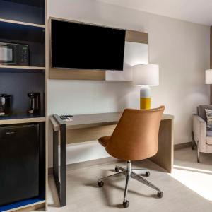 King Room - Accessible/Non-Smoking