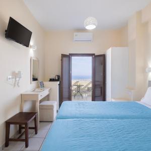 Standard Double or Twin Room with Sea View