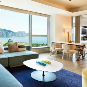 Marvelous King Suite with Oceanfront View
