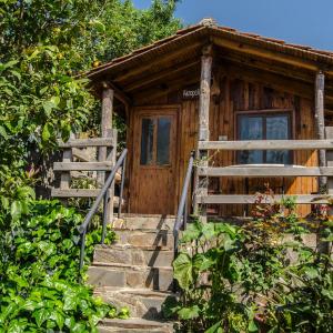 Small Bungalow with Garden View
