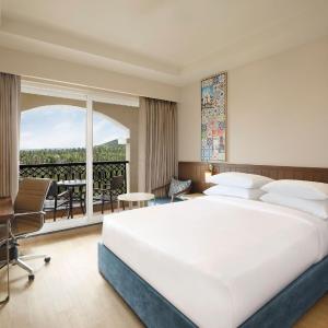 Pool View Twin Patio -Kids’ swim classes + 15% off Food & Beverage - Happy Hours 1+1 on Select Drinks (11:00 AM - 7:00 PM) - Comp Evening Tea at Pool Side (4:30pm to 6:00pm)