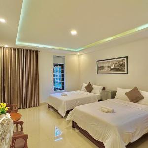 Superior Queen Room with Two Queen Beds