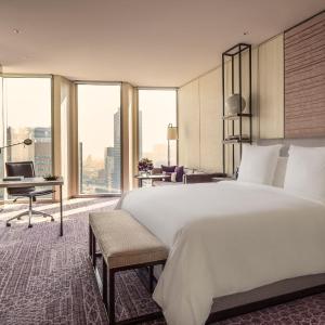 Premier King Room
