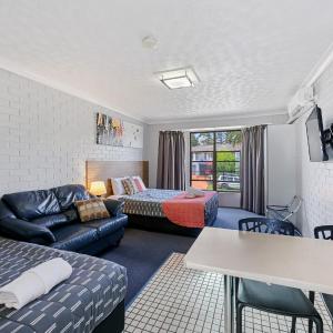 Economy Quadruple Room
