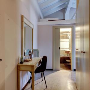 Deluxe Double Room (2 Adults + 1 Child)
