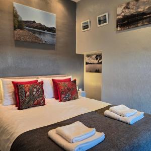 Double Room with Mountain View
