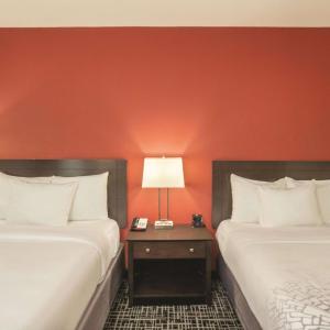 Queen Room with Two Queen Beds - Mobility Access/Non-Smoking