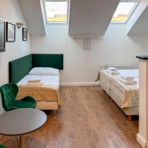 Rooftop Comfort Room