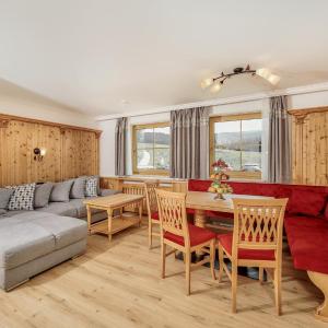 Two-Bedroom Apartment (2-4 Adults)