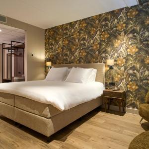 Superior Double Room with Bath - No Pets Allowed