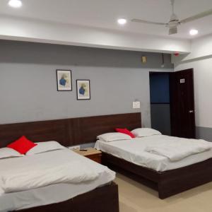 Comfort Triple Room