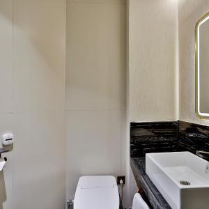 Exquisite Queen Room
