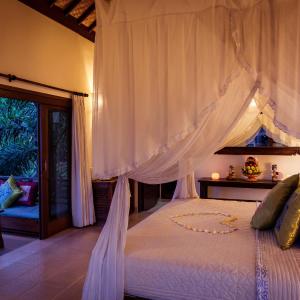 Deluxe Double Room with Balcony and Ocean View