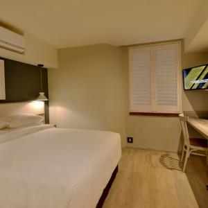 Double Room - Disability Access