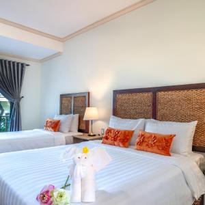 Triple Room with Garden View