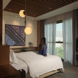 Presidential Suite “Access to exclusive services and benefits in the Lobby Lounge”