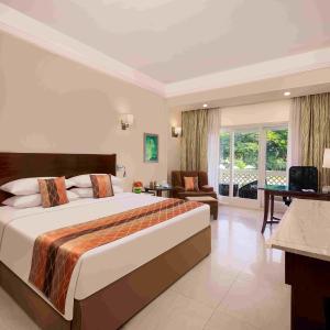 Premium Double Room with Pool View