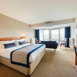 Superior Balcony Room