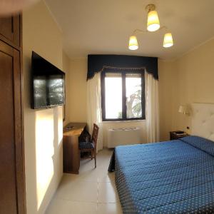 Double Room with Lake View