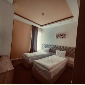 Double or Twin Room with City View