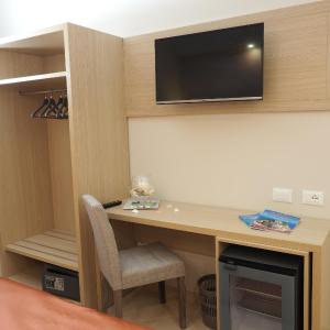 Deluxe Double or Twin Room with Balcony