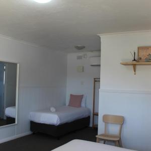 Deluxe Double Room (2 Adults + 1 Child)