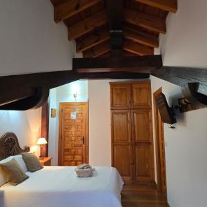 Triple Room with Mountain View