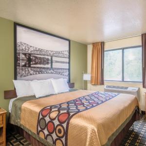 King Room - Non-Smoking