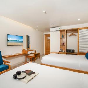 Superior Twin Room with Window - No View