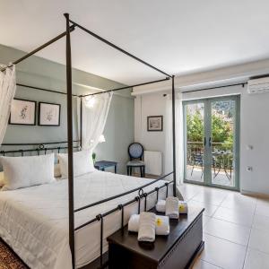 Superior Double Room with Balcony