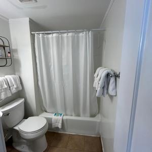 Deluxe Queen Room with Two Queen Beds