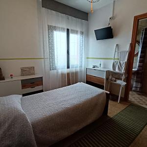 Budget Single Room