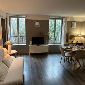 Cottage (4 Adults)