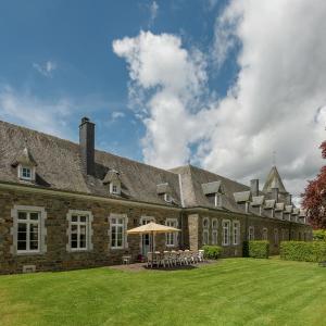 hotelImage