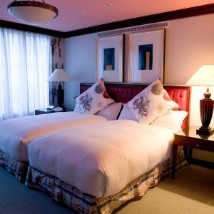Junior Suite with Spa Bath