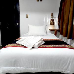 Twin Room with Private Bathroom