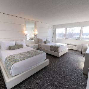 Deluxe Double Room with Two Double Beds
