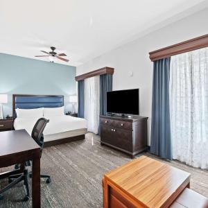 King Suite - Disability Access/Non-Smoking